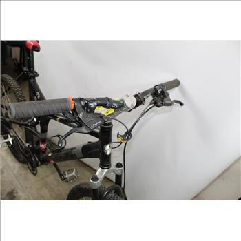 GT IDrive 5.0 Full Suspension Mountain Bike