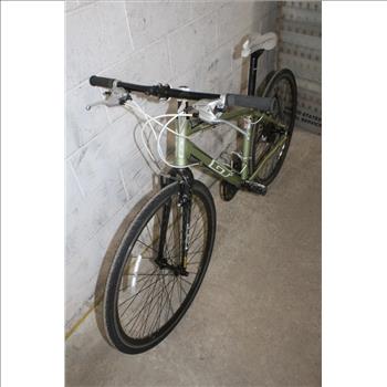 GT Tachyon 3.0 Hybrid Bike