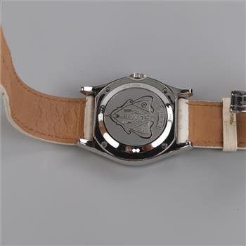 Gucci Pantheon 0.30ct TW Diamond Watch