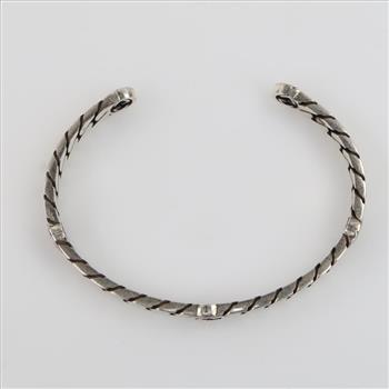 Gucci Sterling Silver Interlocking G Cuff Bracelet