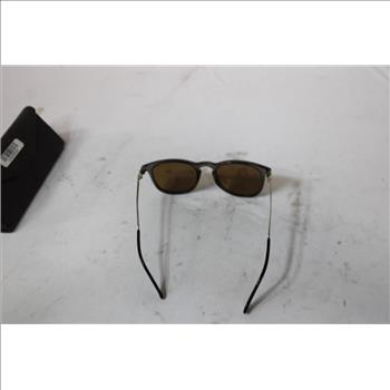 Gucci Sunglasses With Case