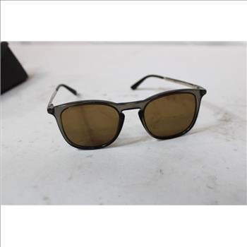 Gucci Sunglasses With Case