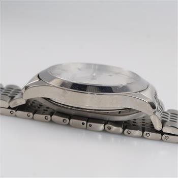 Gucci Timeless Watch