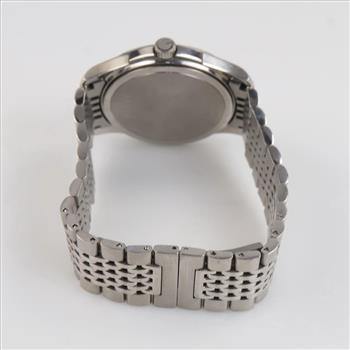 Gucci Timeless Watch