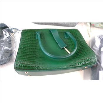 Guess Backapck And More 3+