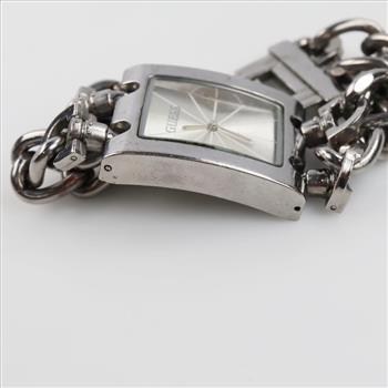Guess Mod Silver Tone Analog Watch