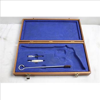 Gun Box W/ Cleaning Tools