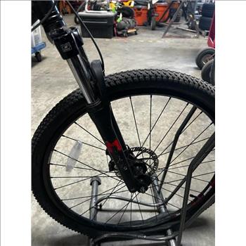 Haro Flightline 26 Inch Mountain Bike