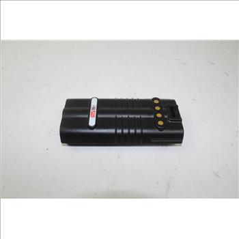 Harris P7200 Multi Mode Hand Held 2 Way Radio And Battery Pack