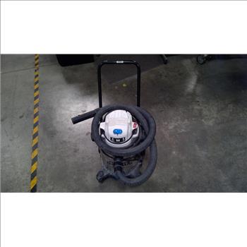 HART 8 Gallon Wet/Dry Vacuum