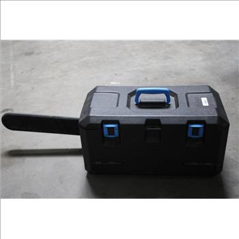 Hart Cordless Chainsaw W Battery And Charger