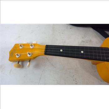 Hilo Ukulele With Case