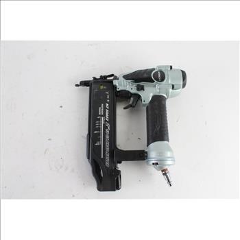 Hitachi Brad Nailer