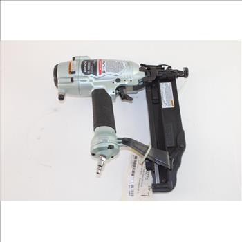 Hitachi Finish Nailer