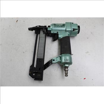 Hitachi N3804AB2 1 1/2 Inch Stapler