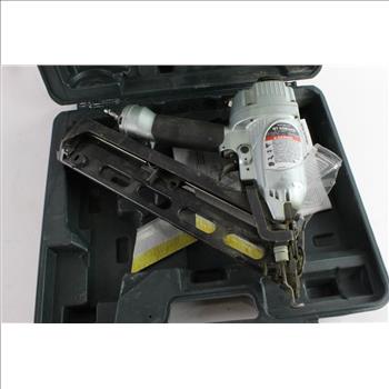 Hitachi Pneumatic Finish Nailer