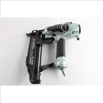 Hitachi Pneumatic Finish Nailer