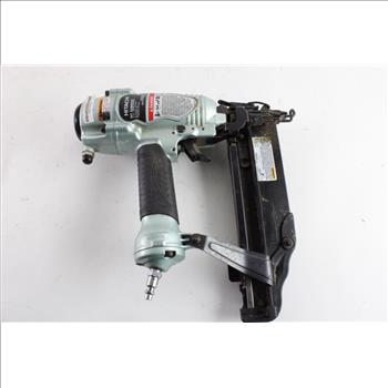 Hitachi Pneumatic Finish Nailer