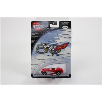 Hot Wheels 58 Corvette Roadaster 2/4