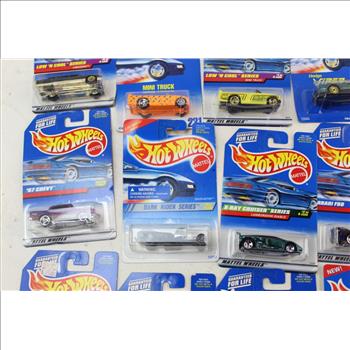 Hot Wheels Bulk  20 Items