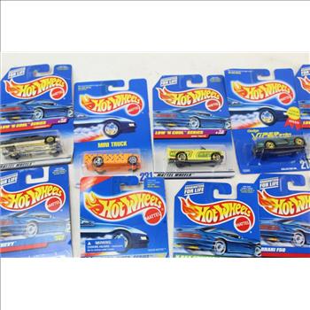 Hot Wheels Bulk  20 Items
