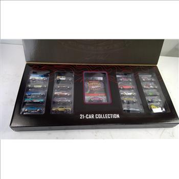 Hot Wheels Larry's Garage 21 Car Collection SEALED