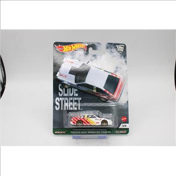 Hot Wheels Premium Slide Street Toyota AE86 Sprinter Trueno