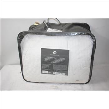 Hotel Collection Goose Down Comforter, Size King