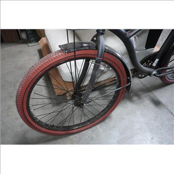 Huffy Neil Lusso Beach Cruiser