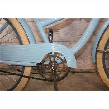 Huffy Nel Lusso Cruiser Bike