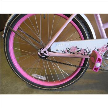 Huffy Pink Beach Cruiser