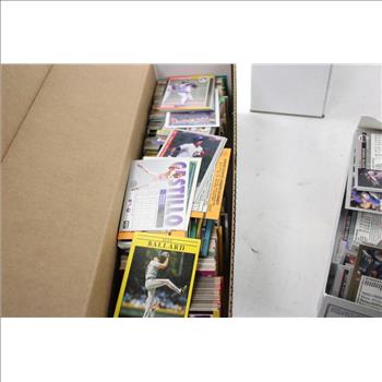 Huge Sports Trading Card Lot - 1000+ Cards