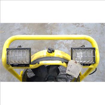 Hunter Standup Fan With Floodlight