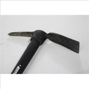 Husky 2.5 Lb Pick Mattock