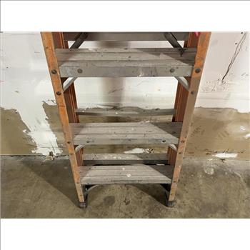 Husky Ladder
