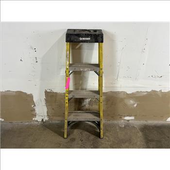 Husky Ladder