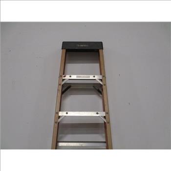 Husky Step Ladder