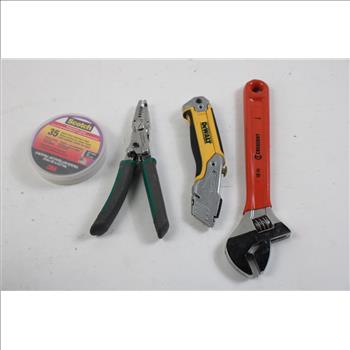 Husky Tool Bag With Assorted Tools, 5+ Pieces