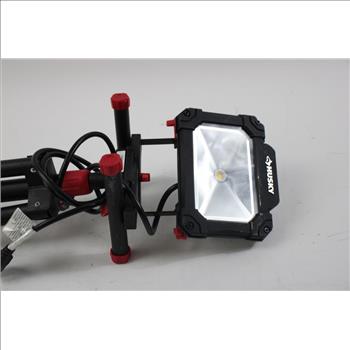 Husky Tripod And Worklight