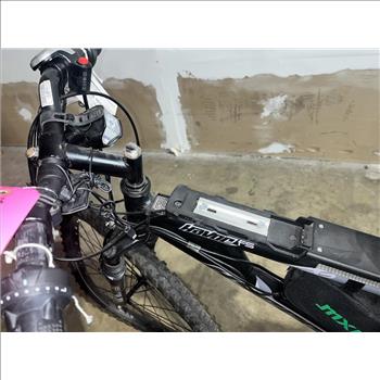 Hyper E-Bike