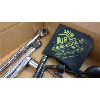 Hyper Tough, Ajax Tools Torque Wrenches, Inflatable Pry Bar, And More, 7 Pieces