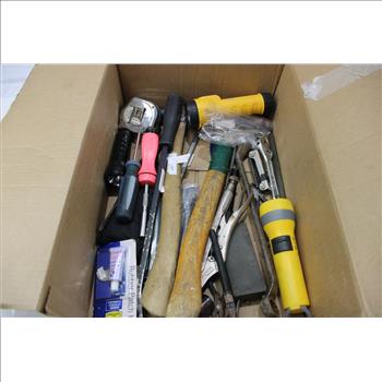 Hyper Tough Socket And Ratchet Set, Hammers, Flashlight And More 10+ Pieces