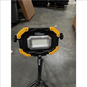 Hyper Tough Tripod Light