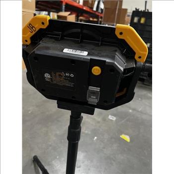 Hyper Tough Tripod Light