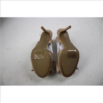 I.N.C. Halleef Buff Nude Heels Size 9 M