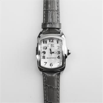 Invicta Lupah Special Edition Watch With Extra Bands