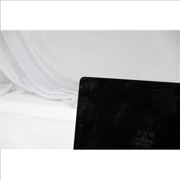 Ipad (model:A1893) With Detachable Keyboard And Others