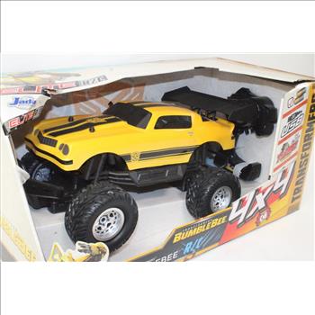 Jada Toys Transformers Bumblebee 1977 Chevy Camaro Elite Off Road 4x4 RC