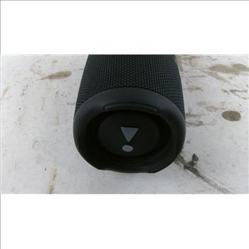 JBL  Bluetooth Speaker