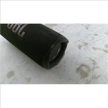 JBL Flip 6 Bluetooth Speaker